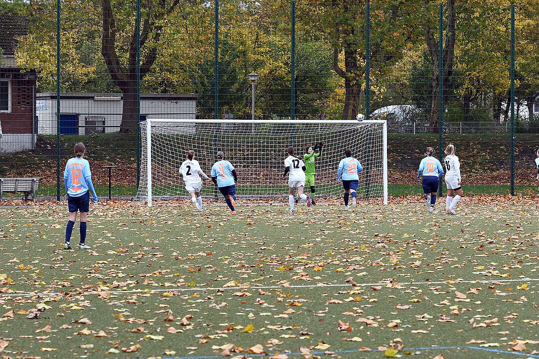 26.10.2025 - 14:06:41 - SC Buschhausen : Sterkrade 06/07 - 0:2