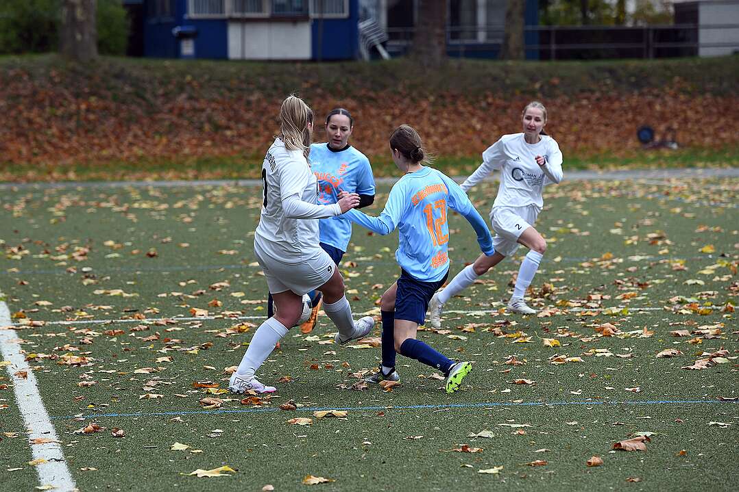 26.10.2025 - 14:08:22 - SC Buschhausen : Sterkrade 06/07 - 0:2