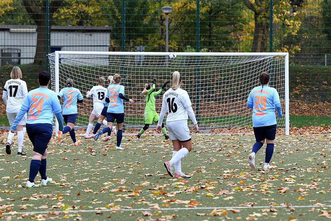 26.10.2025 - 14:09:00 - SC Buschhausen : Sterkrade 06/07 - 0:2