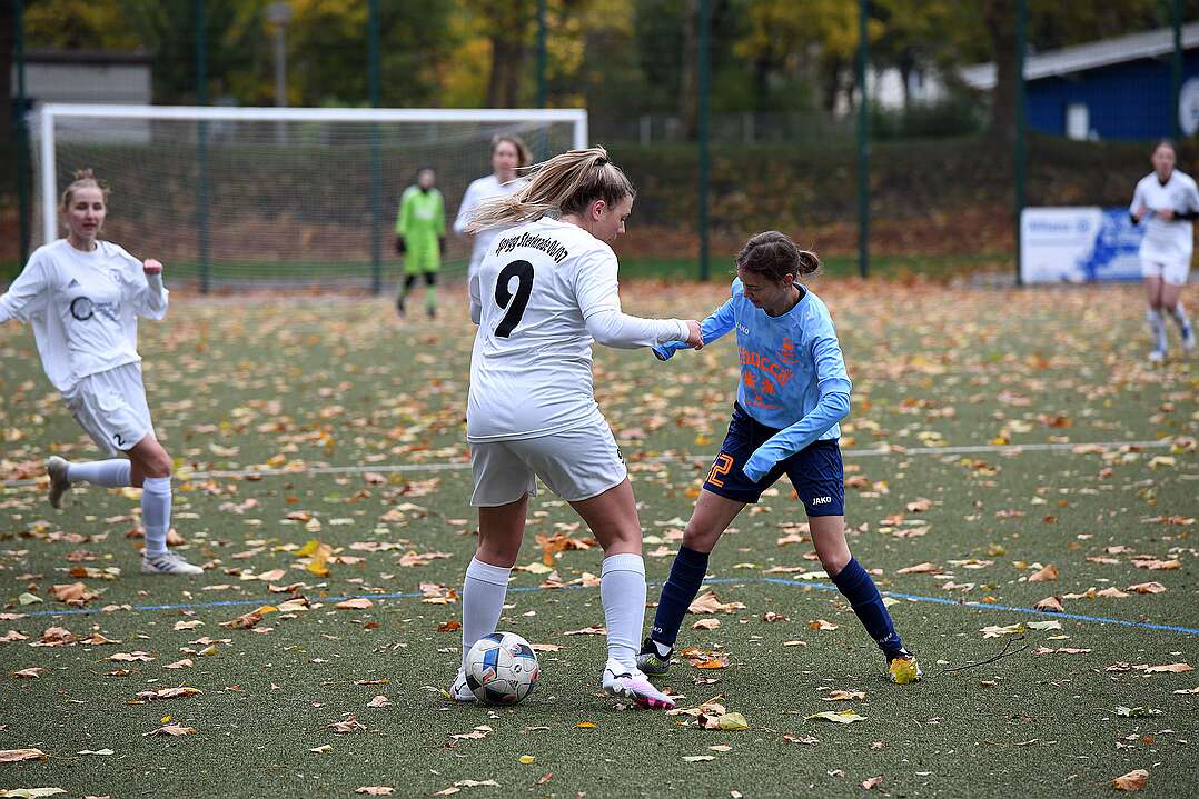 26.10.2025 - 14:10:43 - SC Buschhausen : Sterkrade 06/07 - 0:2