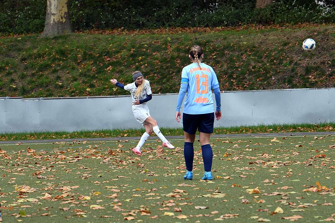 26.10.2025 - 14:14:49 - SC Buschhausen : Sterkrade 06/07 - 0:2