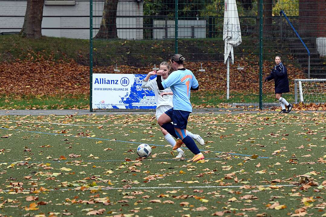 26.10.2025 - 14:16:27 - SC Buschhausen : Sterkrade 06/07 - 0:2