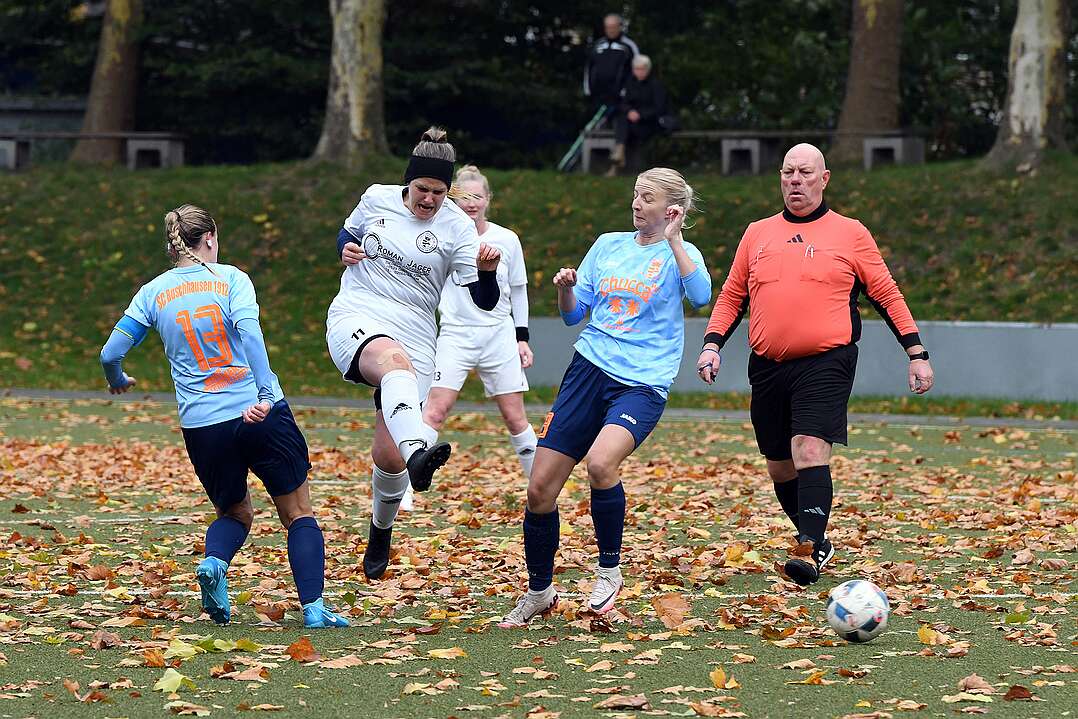 26.10.2025 - 14:18:23 - SC Buschhausen : Sterkrade 06/07 - 0:2