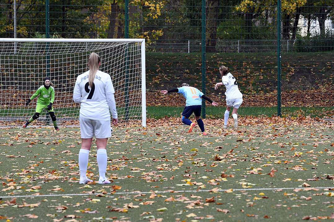 26.10.2025 - 14:20:09 - SC Buschhausen : Sterkrade 06/07 - 0:2