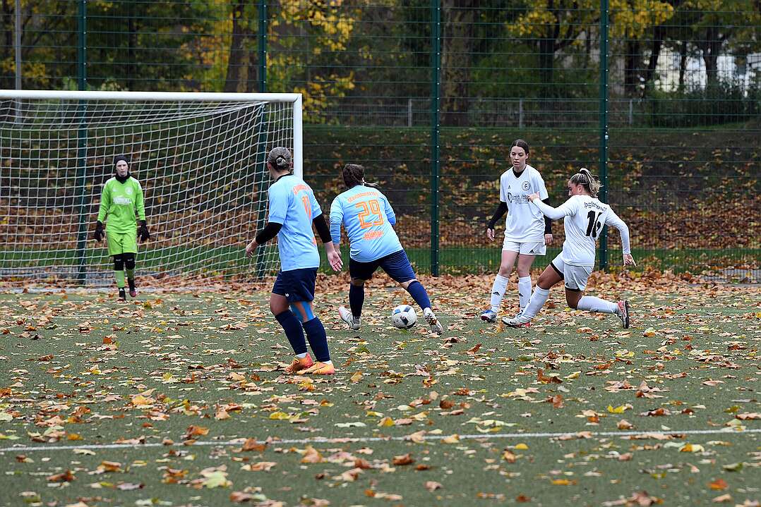 26.10.2025 - 14:27:18 - SC Buschhausen : Sterkrade 06/07 - 0:2