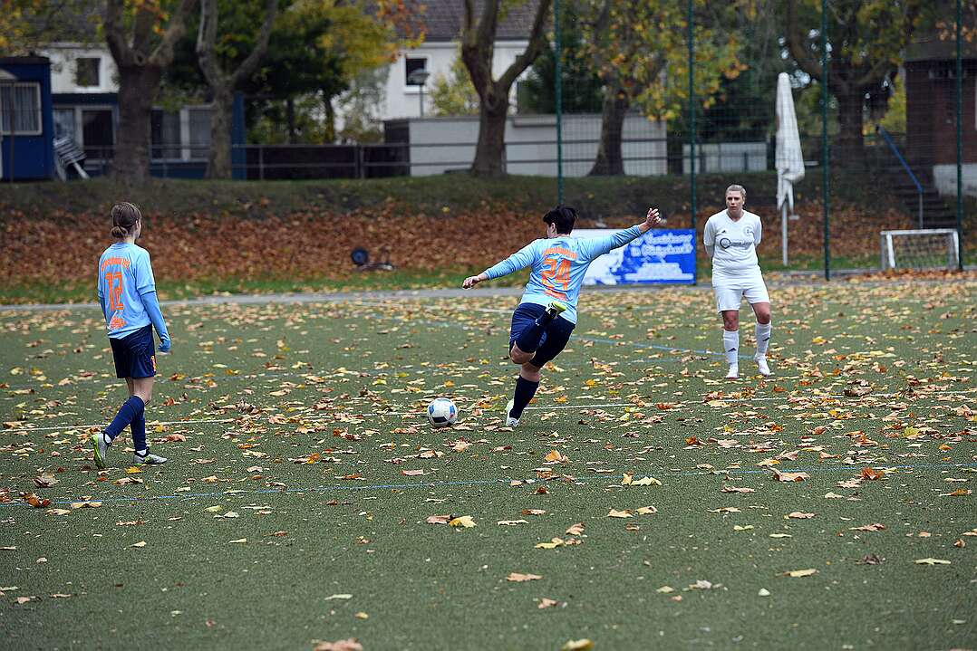 26.10.2025 - 14:46:12 - SC Buschhausen : Sterkrade 06/07 - 0:2