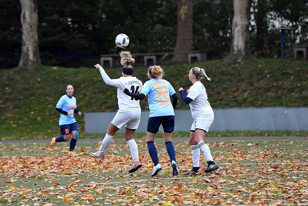 26.10.2025 - 15:13:01 - SC Buschhausen : Sterkrade 06/07 - 0:2