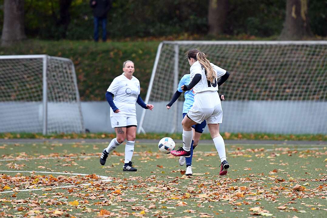 26.10.2025 - 15:13:14 - SC Buschhausen : Sterkrade 06/07 - 0:2