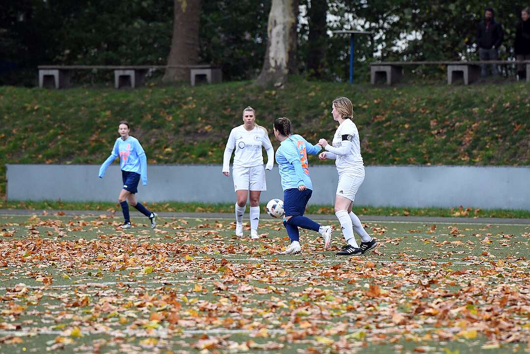 26.10.2025 - 15:13:58 - SC Buschhausen : Sterkrade 06/07 - 0:2