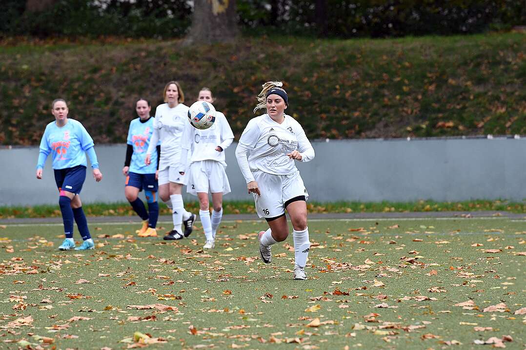 26.10.2025 - 15:26:37 - SC Buschhausen : Sterkrade 06/07 - 0:2