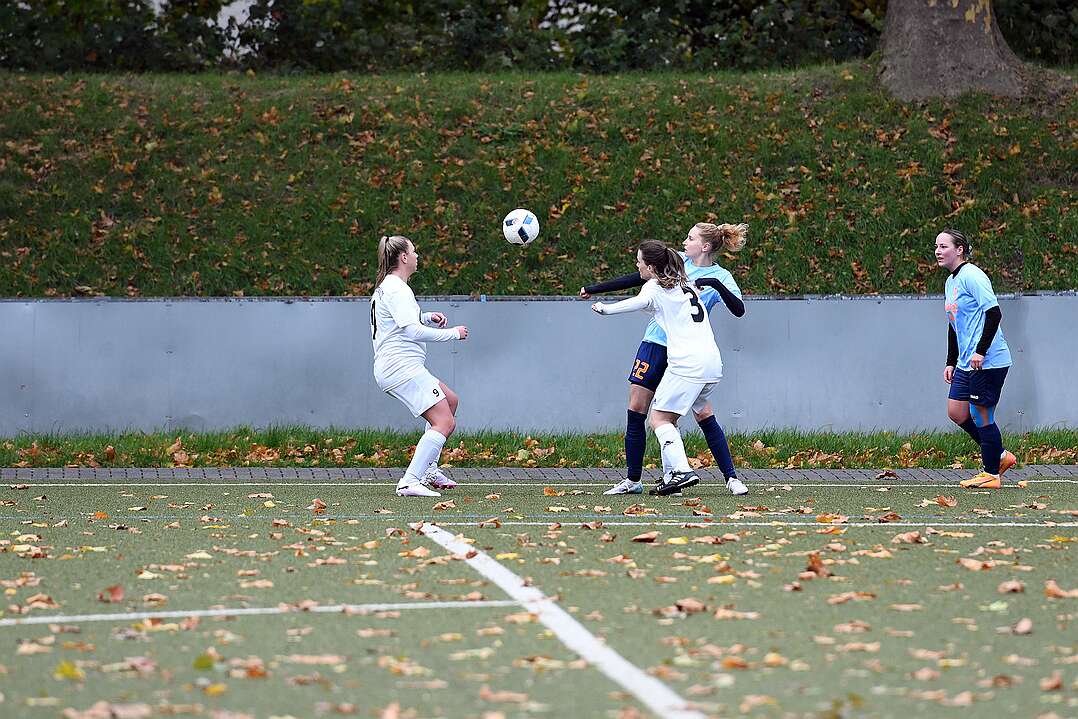 26.10.2025 - 15:29:11 - SC Buschhausen : Sterkrade 06/07 - 0:2