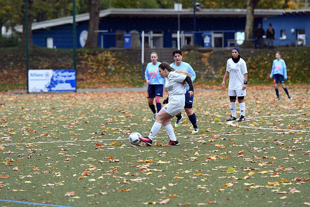 26.10.2025 - 15:31:20 - SC Buschhausen : Sterkrade 06/07 - 0:2