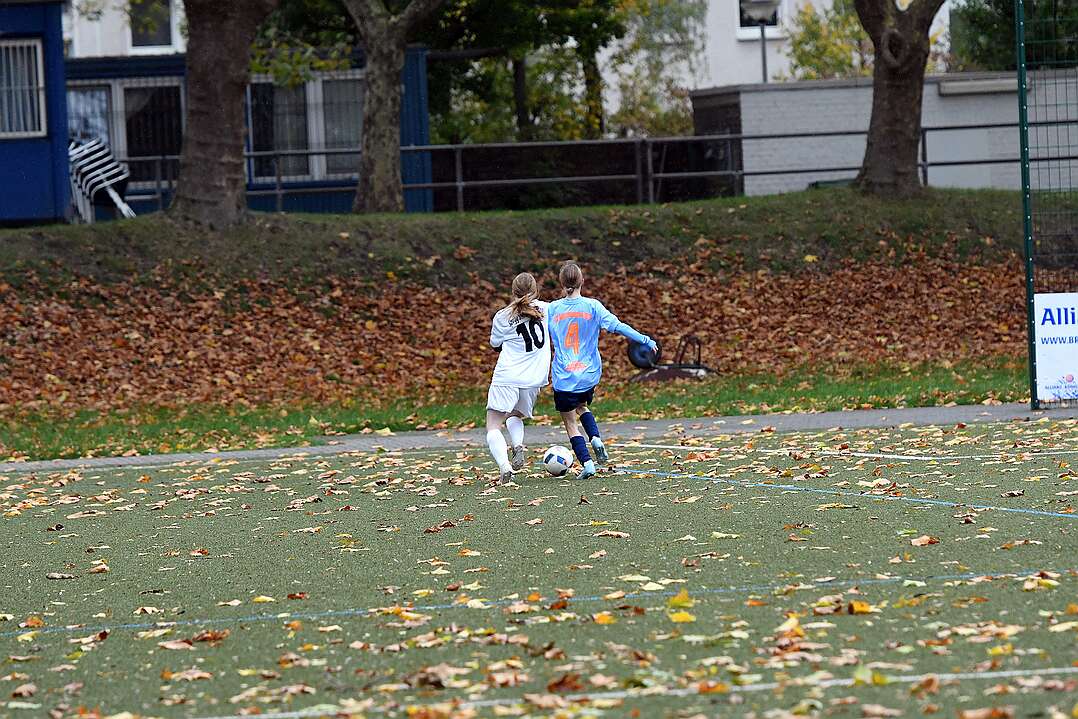 26.10.2025 - 15:31:25 - SC Buschhausen : Sterkrade 06/07 - 0:2