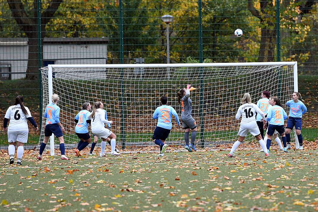 26.10.2025 - 15:32:08 - SC Buschhausen : Sterkrade 06/07 - 0:2