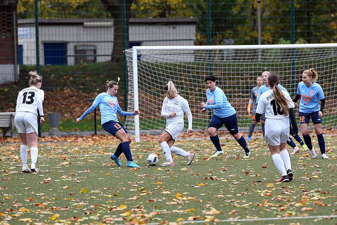 26.10.2025 - 15:33:51 - SC Buschhausen : Sterkrade 06/07 - 0:2