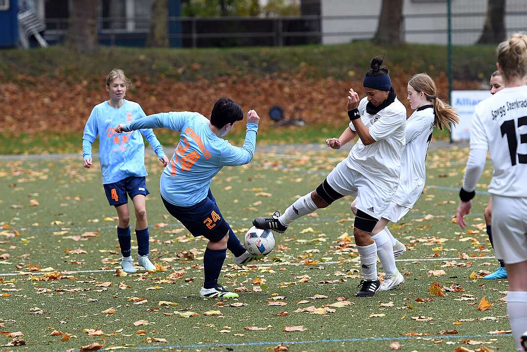 26.10.2025 - 15:34:26 - SC Buschhausen : Sterkrade 06/07 - 0:2