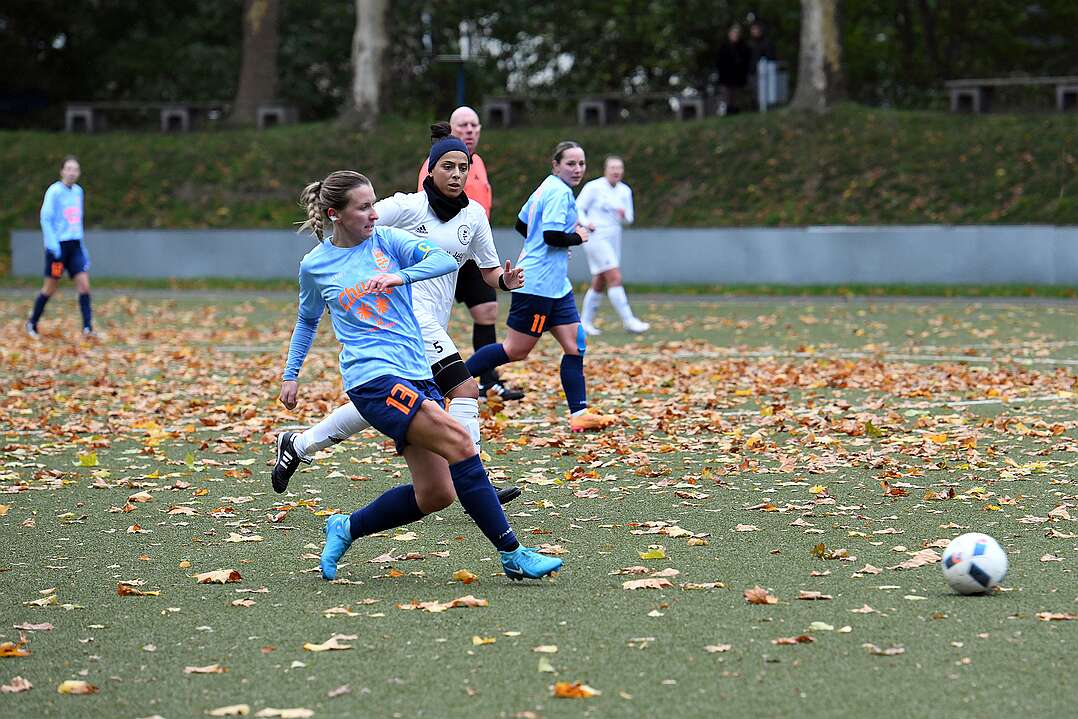 26.10.2025 - 15:35:21 - SC Buschhausen : Sterkrade 06/07 - 0:2