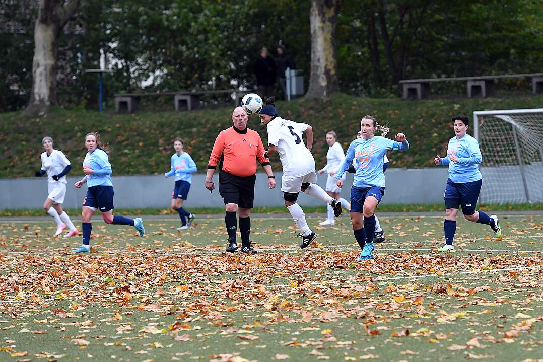 26.10.2025 - 15:36:05 - SC Buschhausen : Sterkrade 06/07 - 0:2