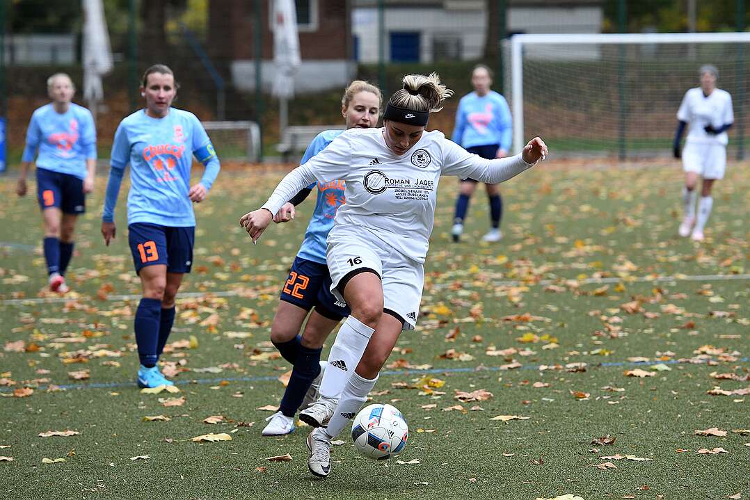 26.10.2025 - 15:36:19 - SC Buschhausen : Sterkrade 06/07 - 0:2