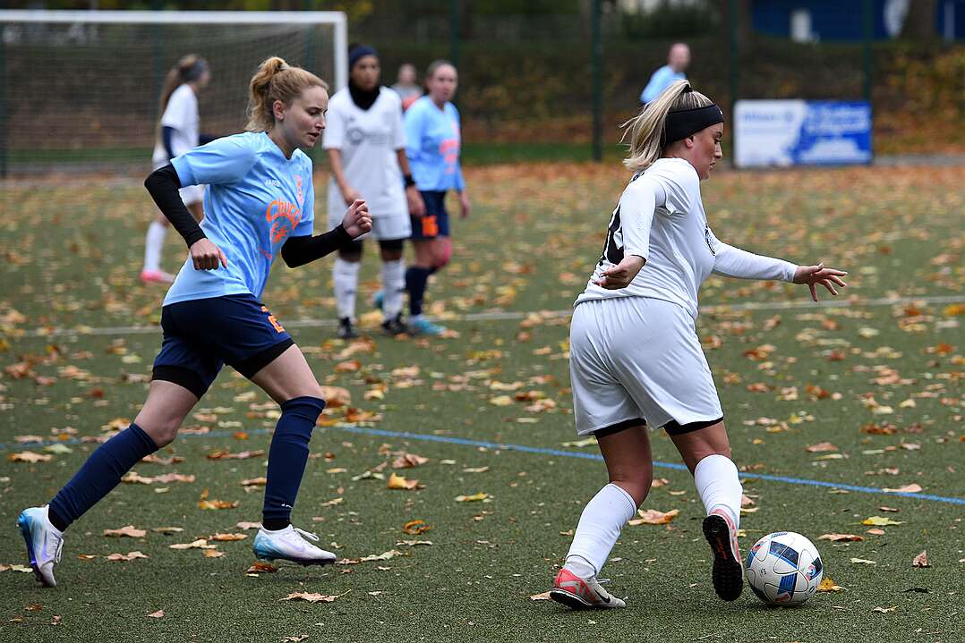 26.10.2025 - 15:36:20 - SC Buschhausen : Sterkrade 06/07 - 0:2