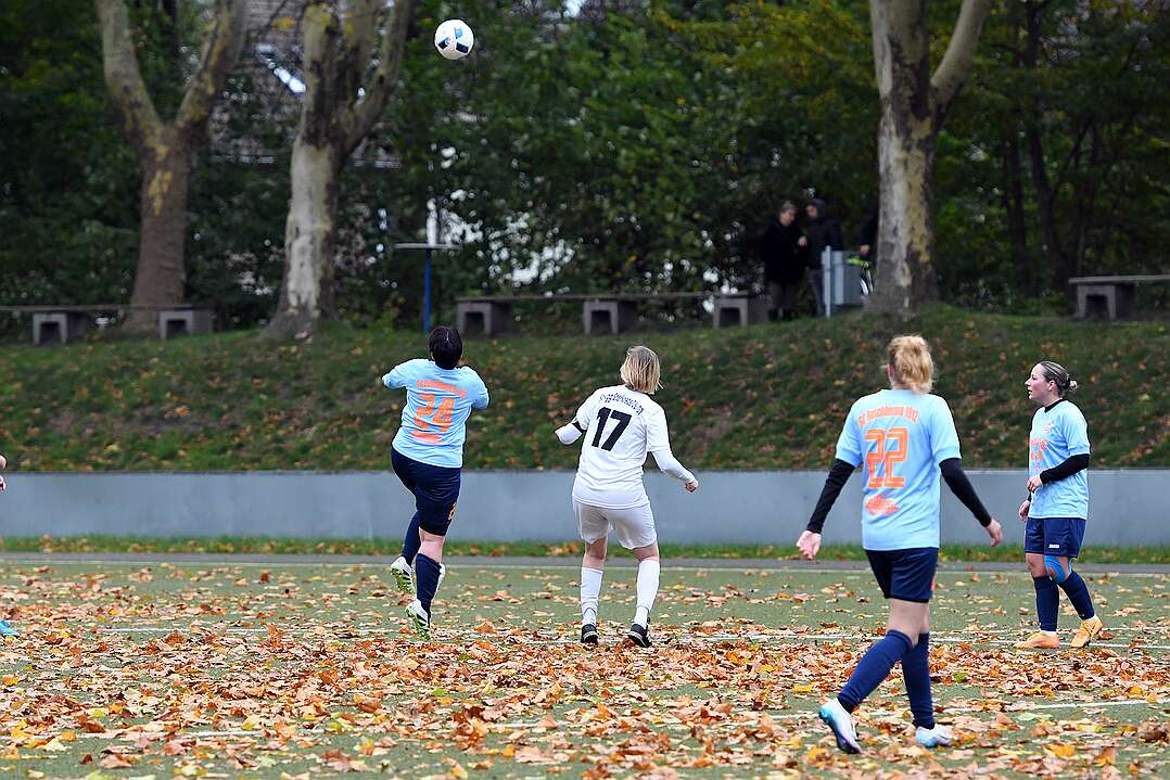 26.10.2025 - 15:36:37 - SC Buschhausen : Sterkrade 06/07 - 0:2