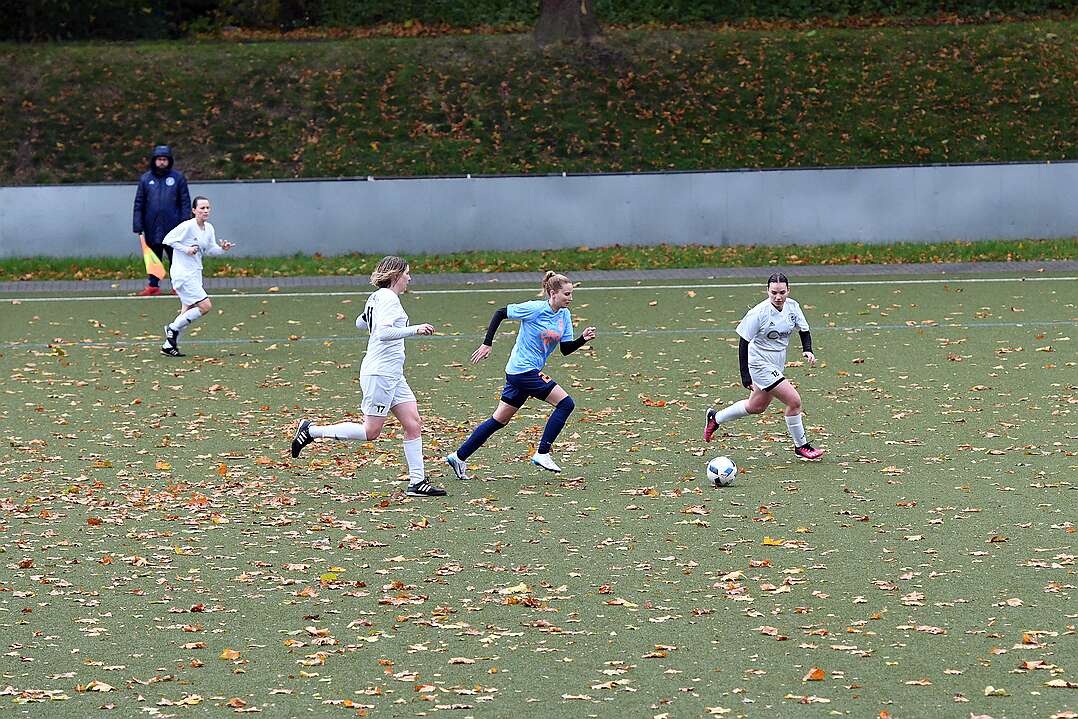 26.10.2025 - 15:54:00 - SC Buschhausen : Sterkrade 06/07 - 0:2