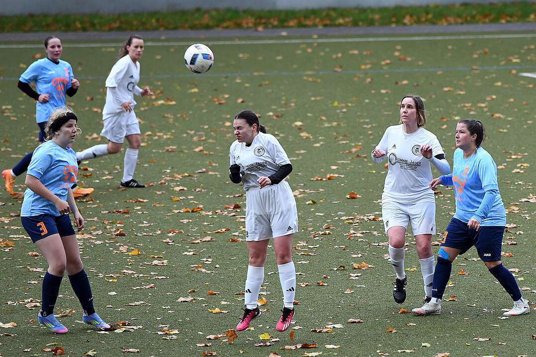 26.10.2025 - 15:57:13 - SC Buschhausen : Sterkrade 06/07 - 0:2