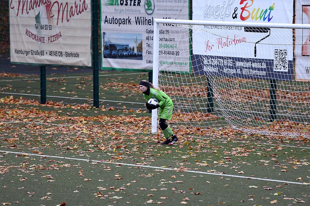 26.10.2025 - 16:01:30 - SC Buschhausen : Sterkrade 06/07 - 0:2